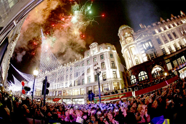 摄政街圣诞点灯