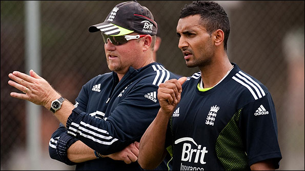 Ajmal Shahzad, with bowling coach David Saker