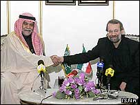 علی لاريجانی و بندر بن سلطان - عکس از ايسنا