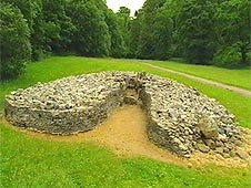 Le Breos burial chamber