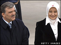 عبدالله گل و همسرش