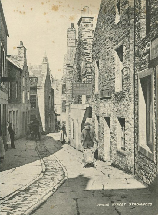 Stromness in ye olde days. It looks very similar to this now, except nowadays you
