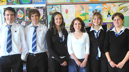 Disgyblion Ysgol Glantaf