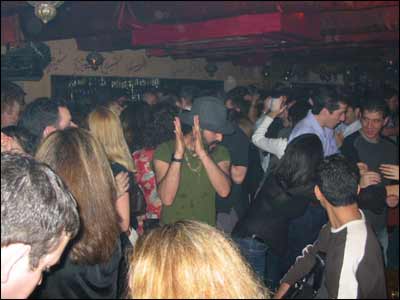 بهزاد و مهمونی های لندن