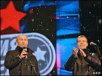 Ông Putin chúc mừng ông Medvedev hôm Chủ Nhật