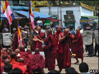 Sư sãi biểu tình - hình lưu trữ