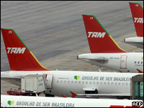 Aviões da TAM no aeroporto de Congonhas