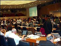 Delegados discutem convenção na ONU, em Nova York