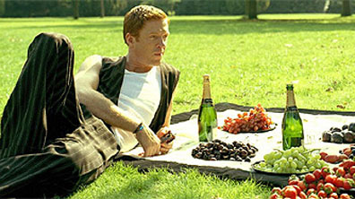 Paul (Damian Lewis)