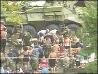 Ao sair, reféns não encontraram atendimento médico suficiente