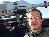 Luiz Cláudio Lutiis, médico que faz o acompanhamento da saúde do cosmonauta brasileiro, Marcos Pontes 