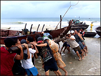 Chuẩn bị phòng chống bão tại Việt Nam