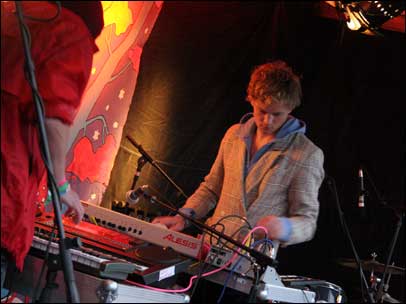 Ken Winston on the Friday Session Introducing stage at Nozstock 2009