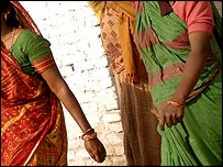 دلت خواتین کو استحصال کا نشانہ بنایا جاتا ہے