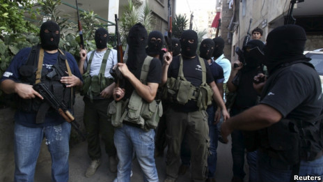 阿爾梅達德部落成員已在黎巴嫩綁架了20多名敘利亞反政府支持者(15/08/2012)