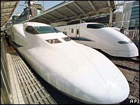 Tàu cao tốc Shinkansen của Nhật Bản