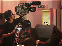 拍摄活动的汪威