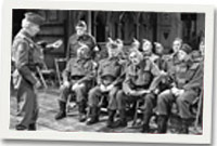 Llun o'r gyfres Dad's Army