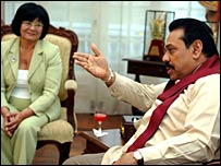 Minister Beverly Oda (L) with President Rajapaksa (photo: Sudath Silva)
