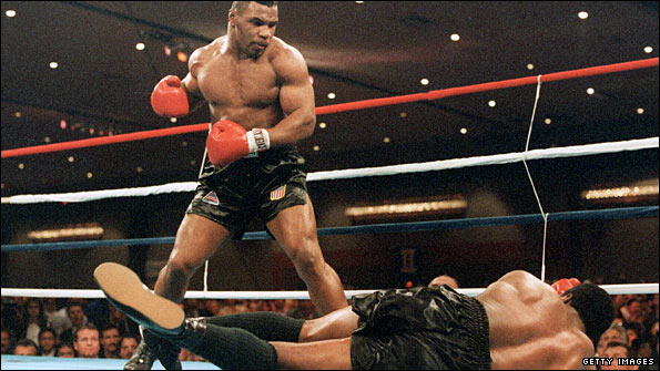 Tyson knocked out Trevor Berbick to claim the WBC heavyweight title