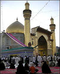 नजफ़ में इमाम अली की दरगाह