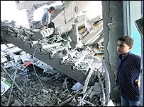 Škola Akram po izraelském náletu 