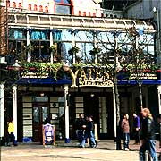 Yates Wine Bar, Nottingham