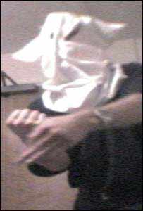 پروگرام نشر ہونے کے بعد تین پولیس افسروں کو معطل کیا گیا