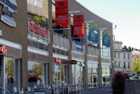 Tai bwyta bae Caerdydd