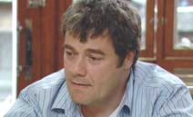 Mac spills his heart out to Scarlett and Gina