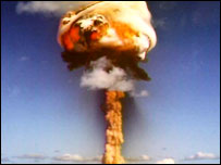 ایٹم بم دھماکہ (فائل فوٹو)