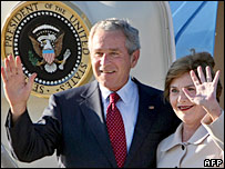 TT Bush và phu nhân