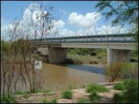 Rio em Reynosa, fronteira México-Estados Unidos