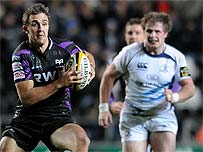 Ashley Beck o'r Gweilch