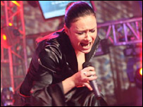 А.Приходько співатиме Про маму