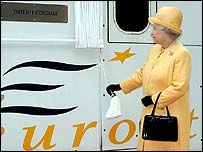 İngiltere Kraliçesi İkinci Elizabeth, Eurostar trenine Entente Cordiale ismini verirken