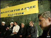 Parlamentares reformistas vêm protestando contra veto