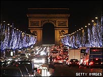 Luzes de Natal na avenida Champs Elyseés, Paris