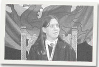 Rhian, enillydd y fedal Llên Saesneg