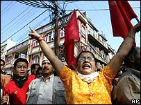 مخالفان در پايتخت 