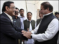 Hai ông Asif Ali Zardari và Nawaz Sharif
