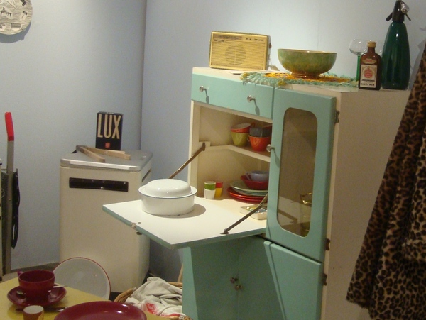 Thumbnail image for sixties-unit.jpg