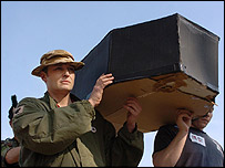 Protest proti válce v Iráku v Londýně