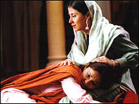 पिंजर में उर्मिला मातोंडकर