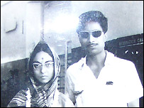 सुमन पुरोहित और मनोहर पुरोहित की तस्वीर