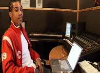 DaVinChe in the studio