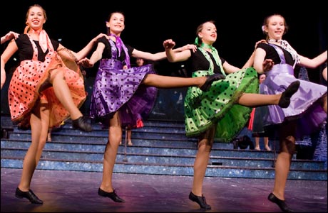 Co-op Juniors dancers