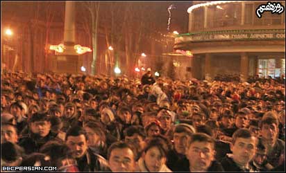 میدان دوستی