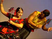 Bangladeshi dancers