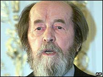 O escritor russo Alexander Solzhenitsyn